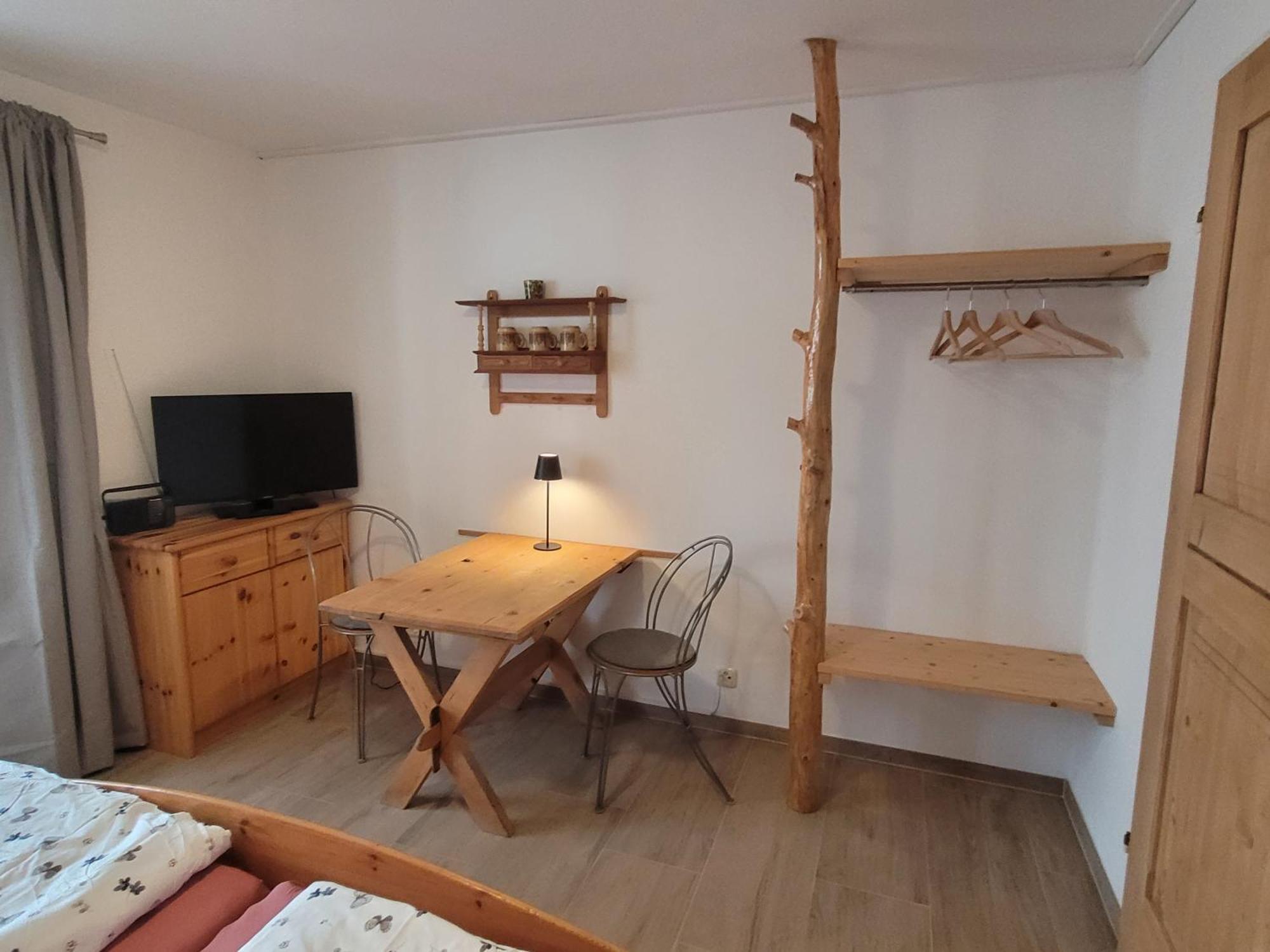 Apartmenthaus Edelweiss In โกเซา ภายนอก รูปภาพ